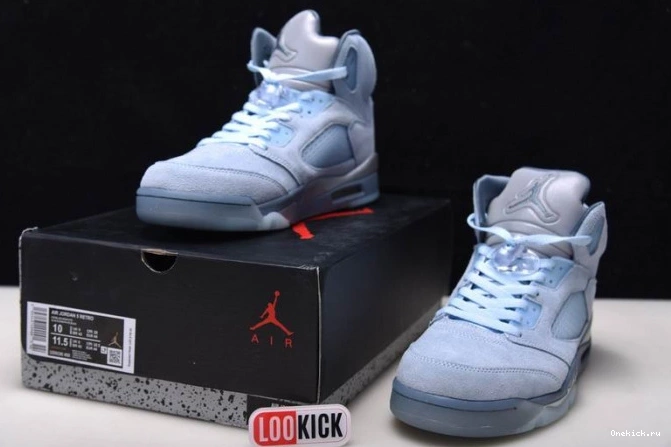 One Kick 5 Air (W) Retro Bluebird Jordan DD9336-400 0804